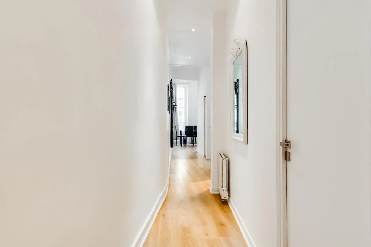 Chic Apartment - 2Br-5P - Boulevard Saint-Germain Paris